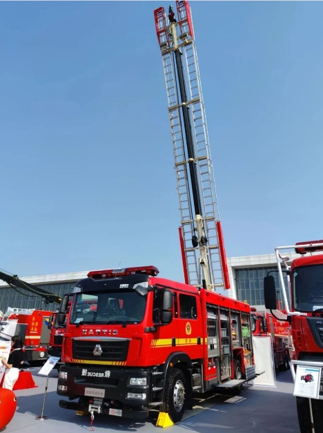 云梯消防車.png 云梯消防車.png